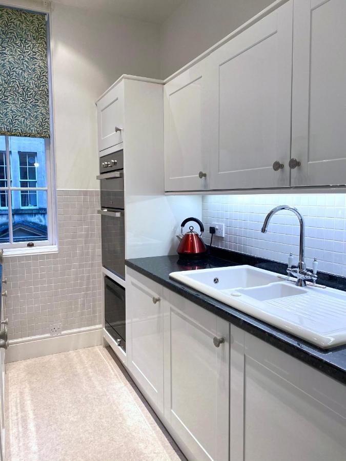 Elegant Georgian Apartment In Bath'S Iconic Centre Exterior foto